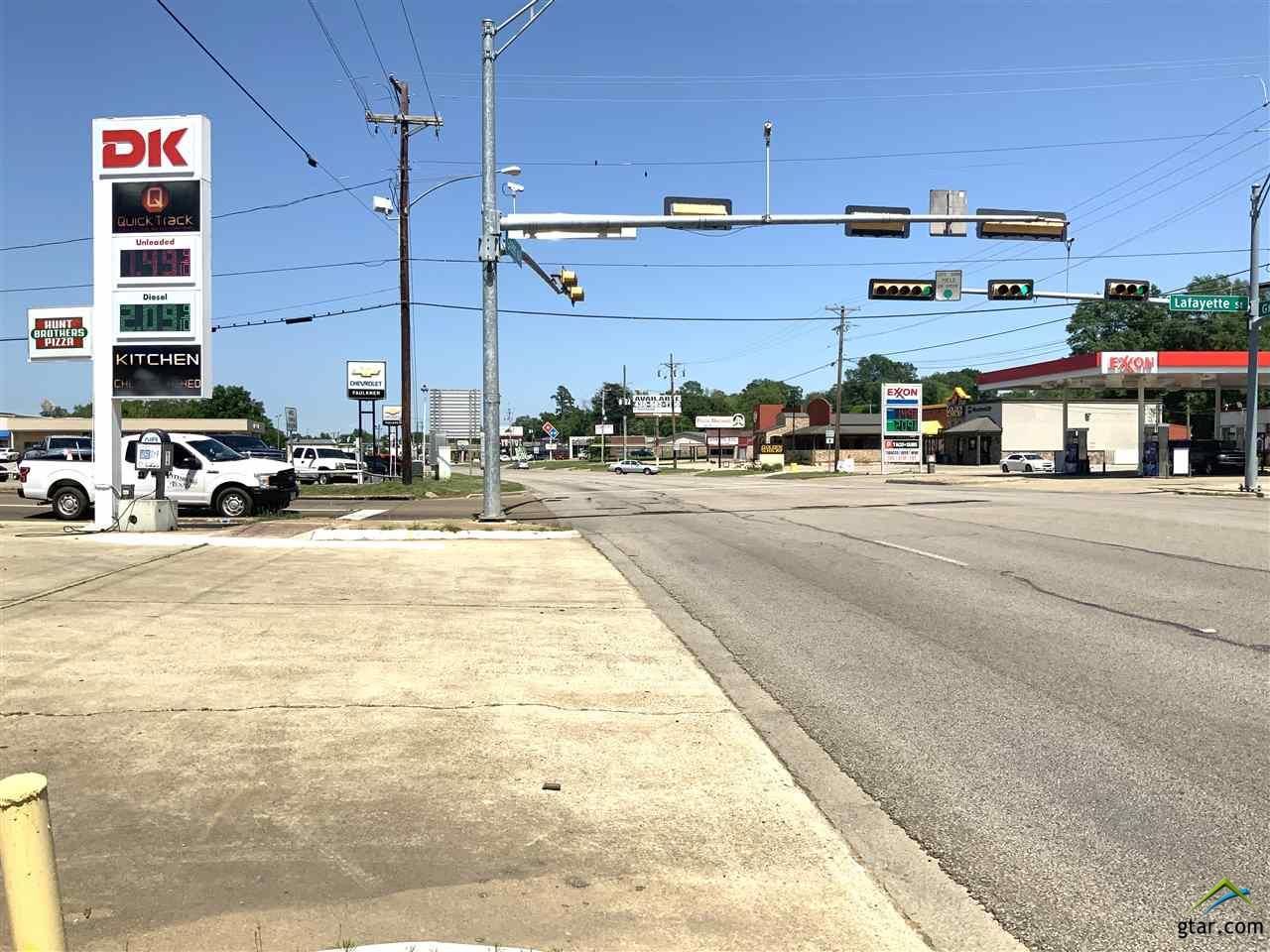 403 S Greer Blvd, Pittsburg, TX 75686